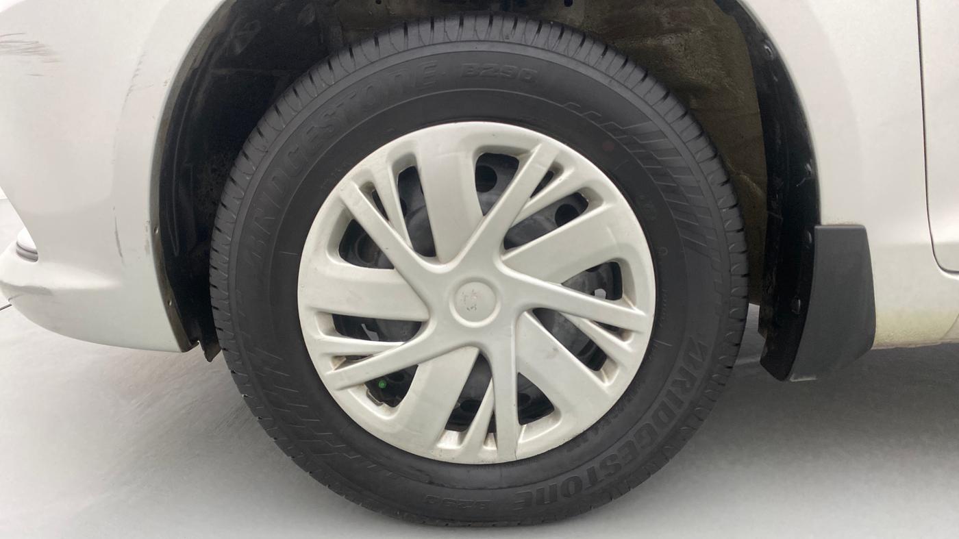2017 Maruti Swift Dzire VXI (O), Petrol, Manual, 40,161 km, Left Front Wheel