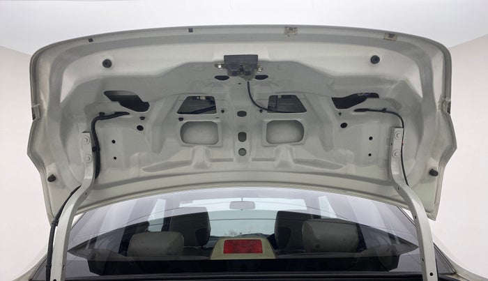 2017 Maruti Swift Dzire VXI (O), Petrol, Manual, 40,161 km, Boot Door Open