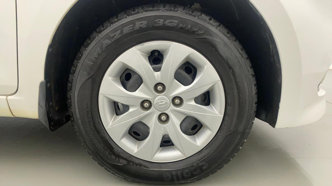 2016 Hyundai Elite i20 MAGNA 1.2, Petrol, Manual, 20,782 km, Right Front Wheel