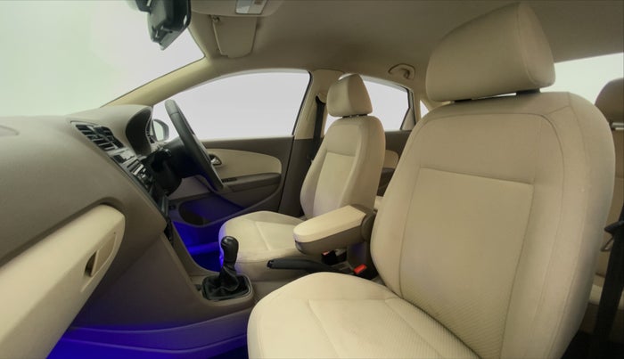 2016 Skoda Rapid 1.6 MPI ACTIVE, Petrol, Manual, 38,766 km, Right Side Front Door Cabin