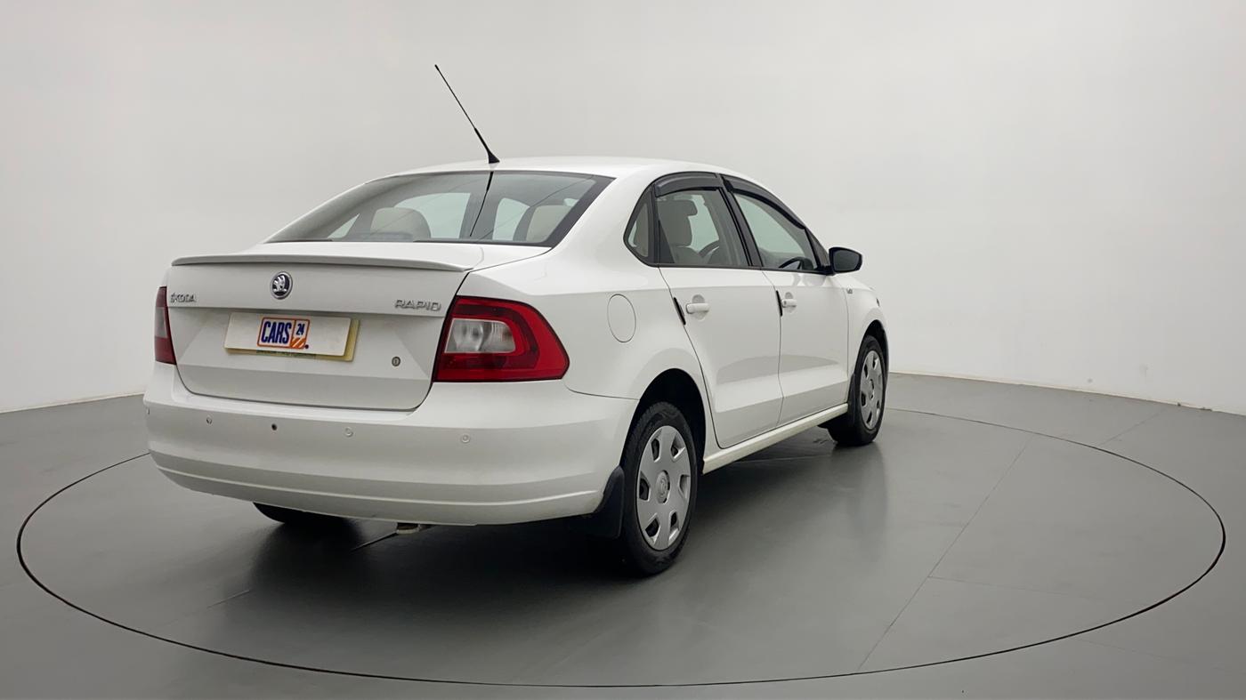 2016 Skoda Rapid 1.6 MPI ACTIVE, Petrol, Manual, 38,766 km, Right Back Diagonal