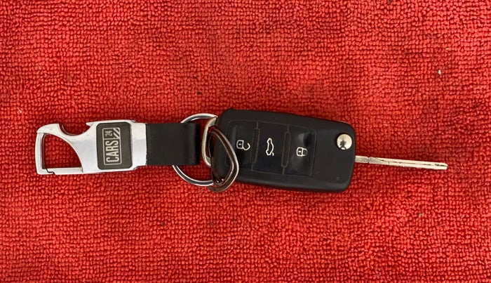 2016 Skoda Rapid 1.6 MPI ACTIVE, Petrol, Manual, 38,766 km, Key Close Up