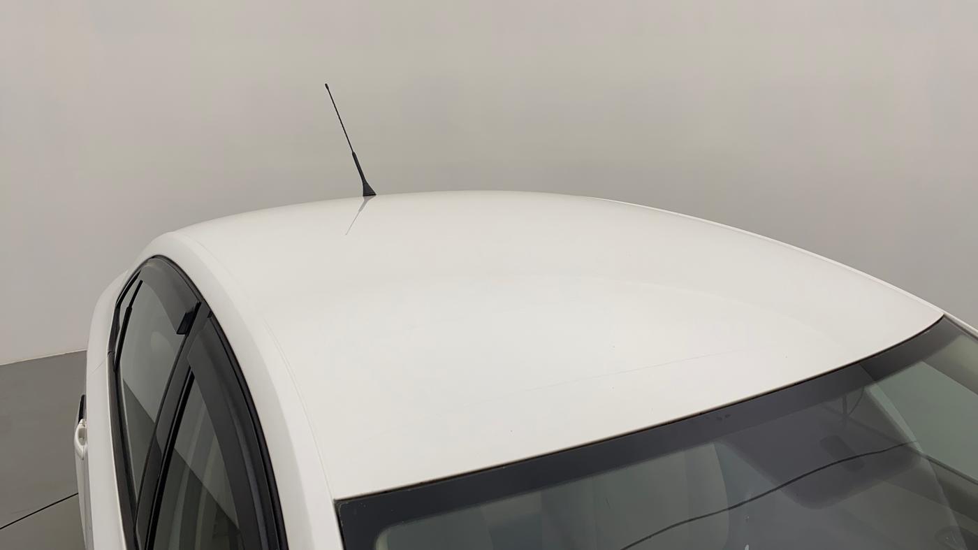 2016 Skoda Rapid 1.6 MPI ACTIVE, Petrol, Manual, 38,766 km, Roof