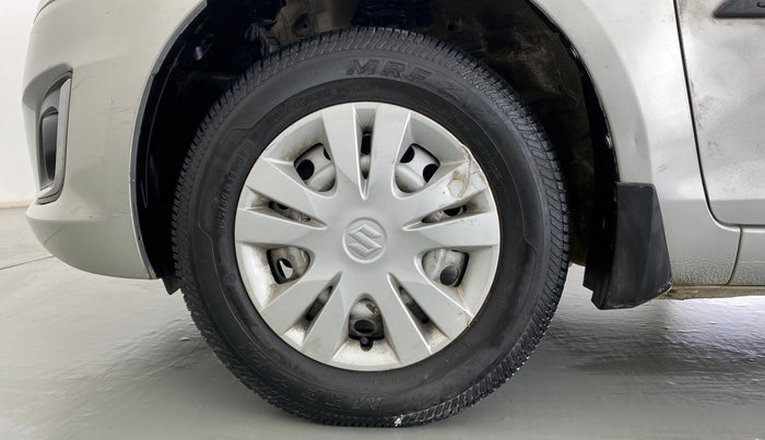 2017 Maruti Swift LXI (O), Petrol, Manual, 43,904 km, Left Front Wheel