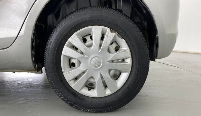 2017 Maruti Swift LXI (O), Petrol, Manual, 43,904 km, Left Rear Wheel