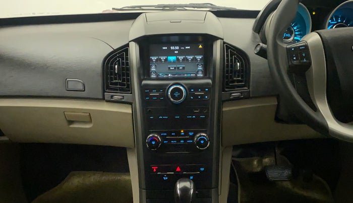 2017 Mahindra XUV500 W6 AT, Diesel, Automatic, 63,143 km, Air Conditioner