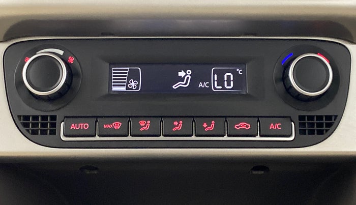 2017 Volkswagen Vento HIGHLINE PLUS TDI MT, Diesel, Manual, 77,063 km, Automatic Climate Control