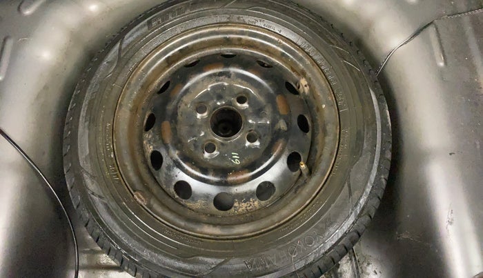 2013 Hyundai Eon MAGNA +, Petrol, Manual, 58,099 km, Spare Tyre