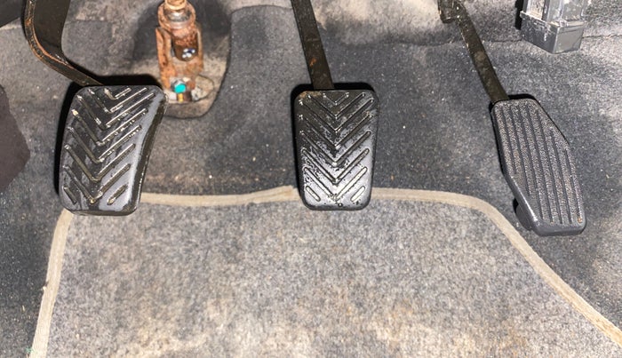 2013 Hyundai Eon MAGNA +, Petrol, Manual, 58,099 km, Pedals