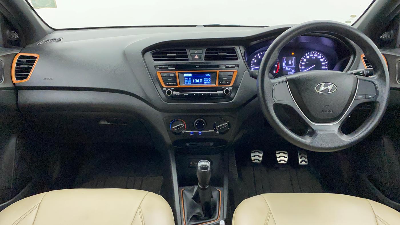 2016 Hyundai i20 Active 1.2 S, Petrol, Manual, 87,421 km, Dashboard