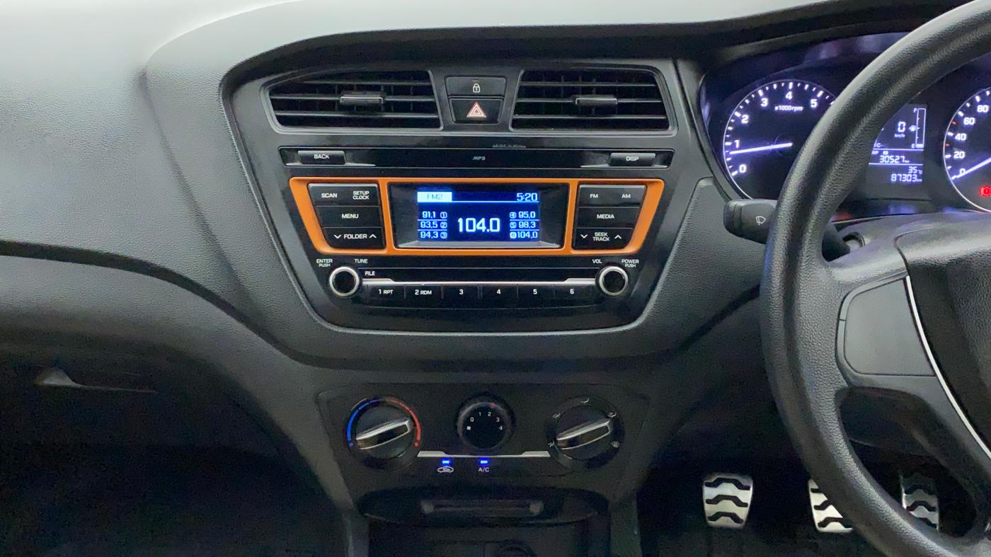 2016 Hyundai i20 Active 1.2 S, Petrol, Manual, 87,421 km, Air Conditioner