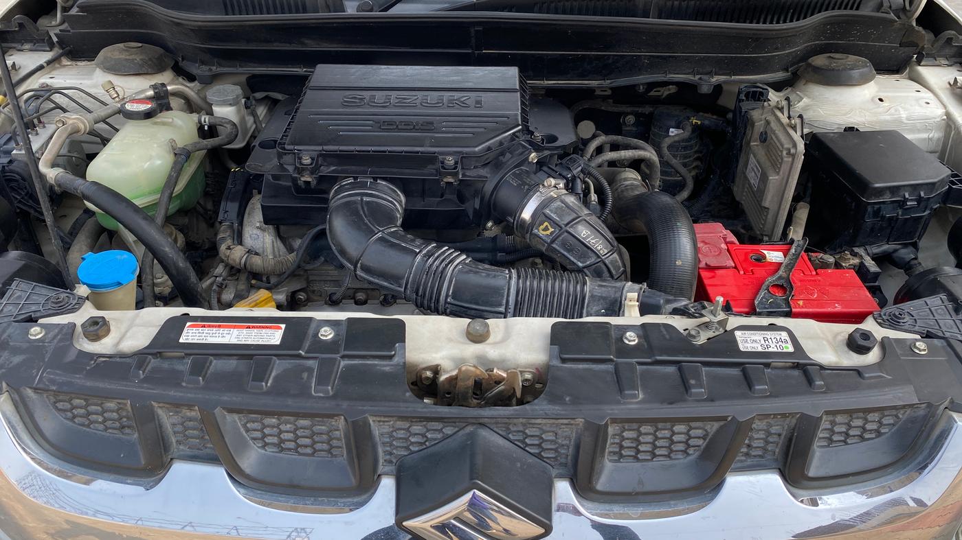 2016 Maruti Vitara Brezza VDI, Diesel, Manual, 65,000 km, Engine View