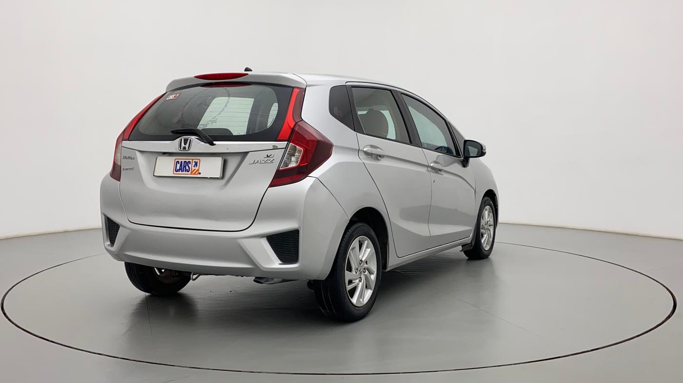 2016 Honda Jazz 1.5L I-DTEC V, Diesel, Manual, 83,337 km, Right Back Diagonal