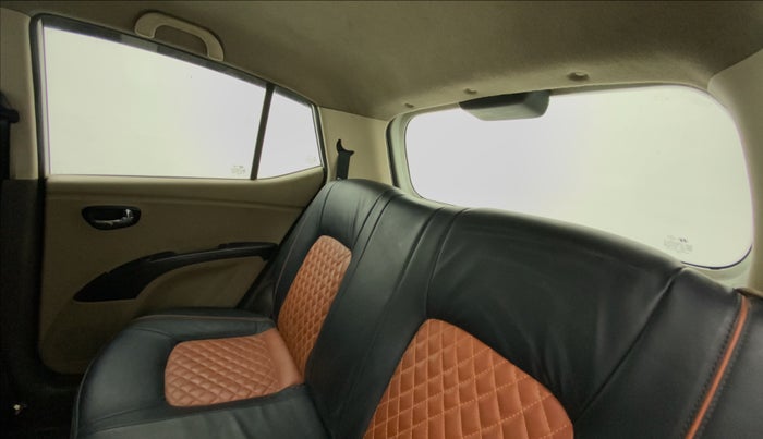 2011 Hyundai i10 MAGNA 1.2, Petrol, Manual, 84,367 km, Right Side Rear Door Cabin