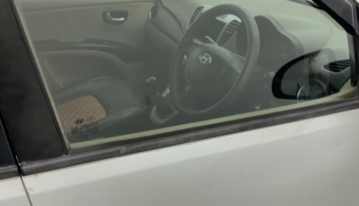 2011 Hyundai i10 MAGNA 1.2, Petrol, Manual, 84,367 km, Driver-side door - Weather strip has minor damage