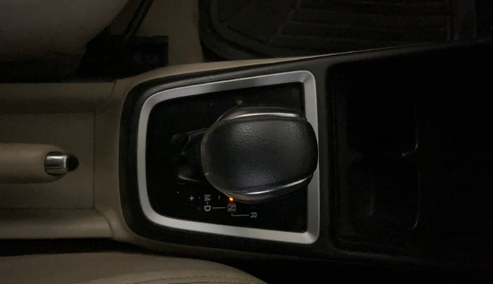 2017 Maruti Dzire ZXI PLUS AMT, Petrol, Automatic, 66,198 km, Gear Lever