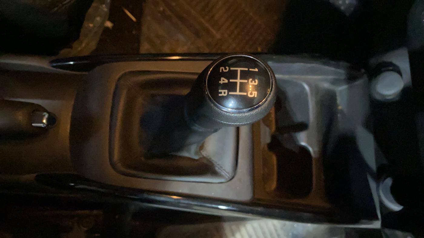 2023 Toyota Glanza S, Petrol, Manual, 4,041 km, Gear Lever