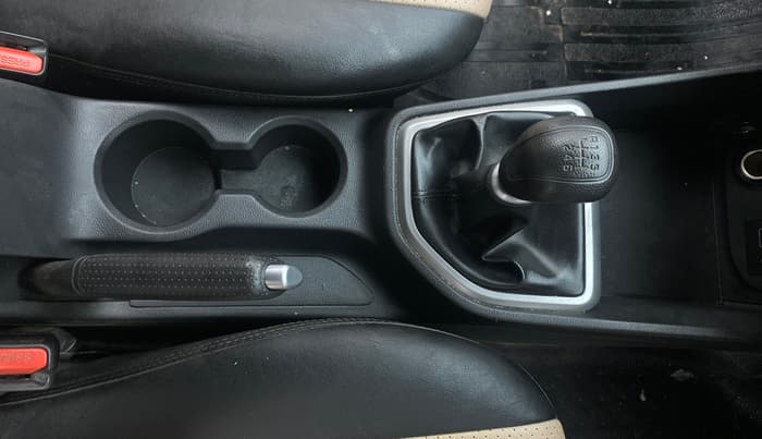 2017 Hyundai Creta SX PLUS 1.6 PETROL, Petrol, Manual, 86,750 km, Gear Lever
