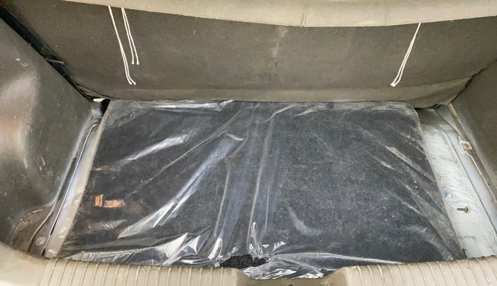 2013 Hyundai i10 SPORTZ 1.2, Petrol, Manual, 72,493 km, Boot Inside