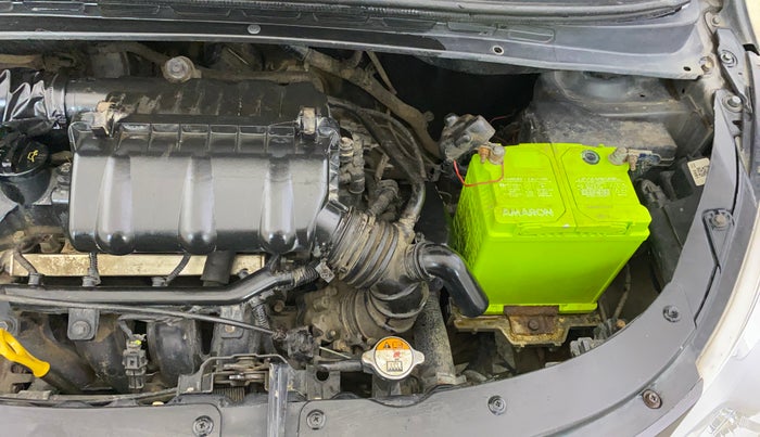 2013 Hyundai i10 SPORTZ 1.2, Petrol, Manual, 72,493 km, Engine View - Left