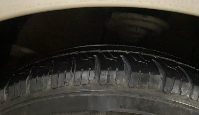 2015 Hyundai Grand i10 MAGNA 1.2 KAPPA VTVT, Petrol, Manual, 81,963 km, Right Front Tyre Tread