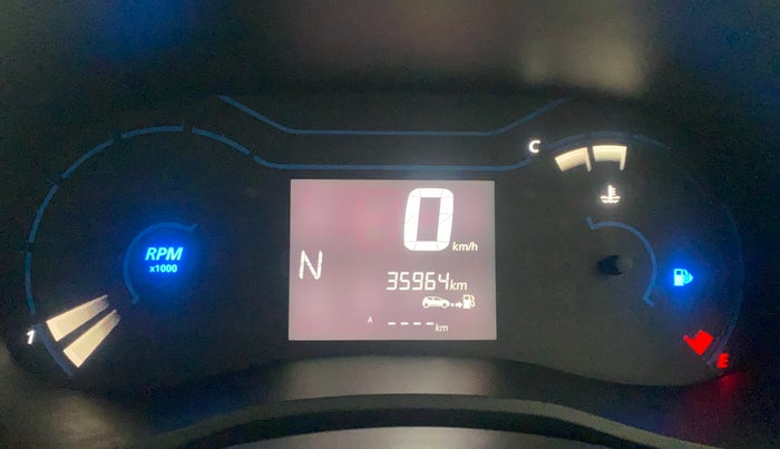 2022 Renault Kwid RXT 1.0 AMT, Petrol, Automatic, 35,929 km, Odometer Image