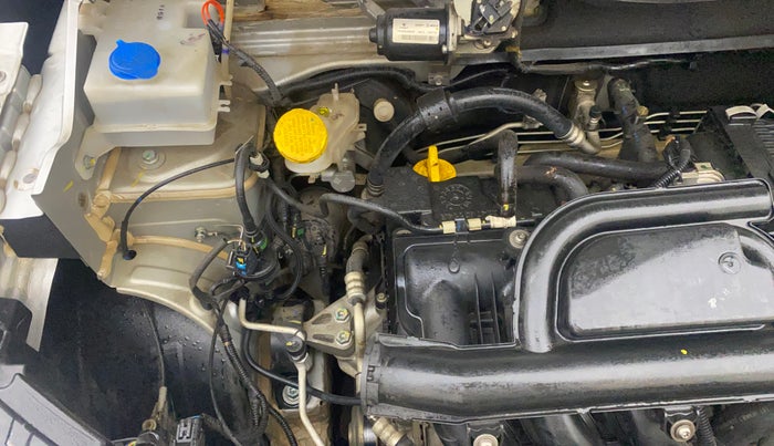 2022 Renault Kwid RXT 1.0 AMT, Petrol, Automatic, 35,929 km, Engine View - Right