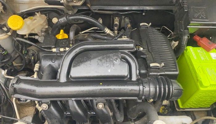 2022 Renault Kwid RXT 1.0 AMT, Petrol, Automatic, 35,929 km, Engine View