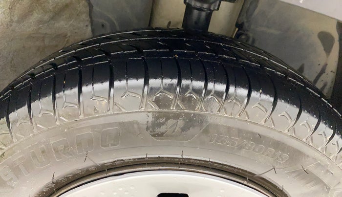 2019 Renault Kwid RXT 1.0 (O), Petrol, Manual, 42,490 km, Right Front Tyre Tread