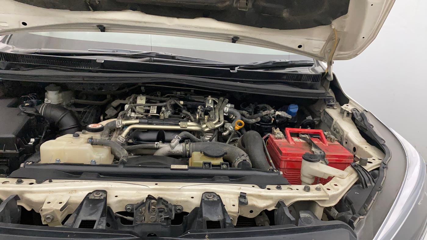 2020 Toyota Innova Crysta 2.8 ZX AT 7 STR, Diesel, Automatic, 1,04,761 km, Engine View - Left