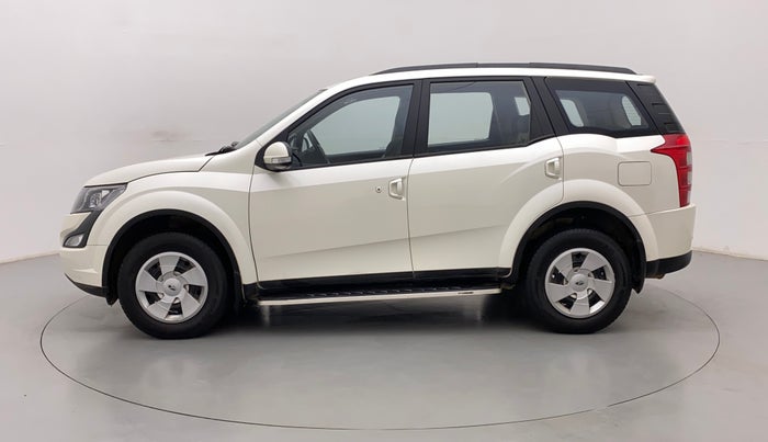 2016 Mahindra XUV500 W6 AT, Diesel, Automatic, 18,569 km, Left Side
