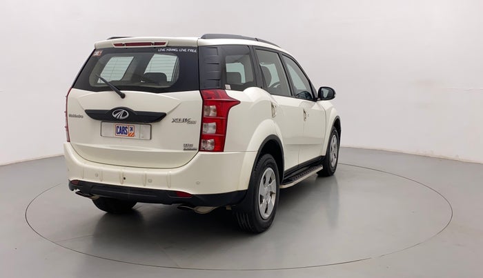 2016 Mahindra XUV500 W6 AT, Diesel, Automatic, 18,569 km, Right Back Diagonal
