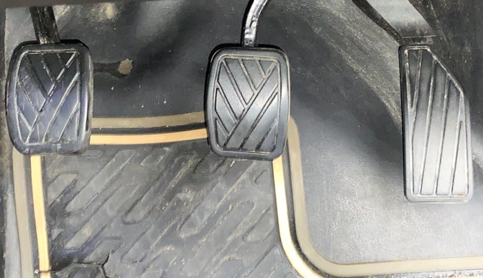 2017 Maruti S Cross ZETA SHVS, Diesel, Manual, 60,856 km, Pedals