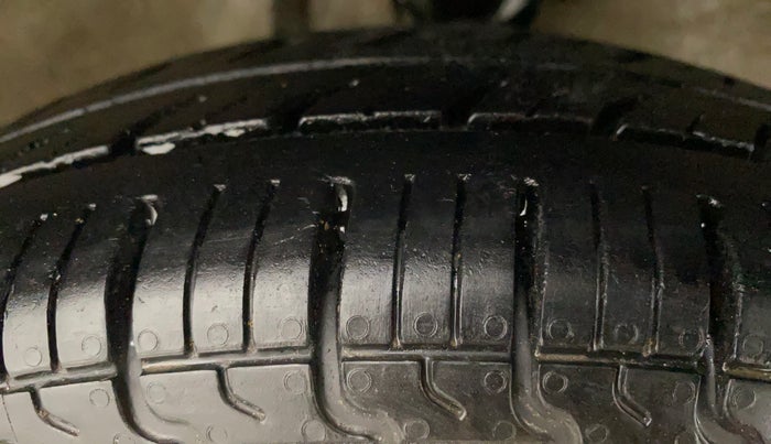 2012 Maruti Alto 800 LXI, Petrol, Manual, 55,107 km, Right Front Tyre Tread