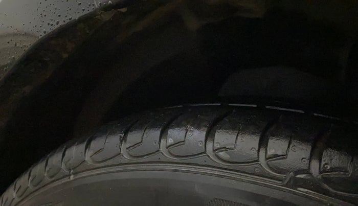 2018 Ford Ecosport TITANIUM 1.5L PETROL, Petrol, Manual, 31,232 km, Left Front Tyre Tread