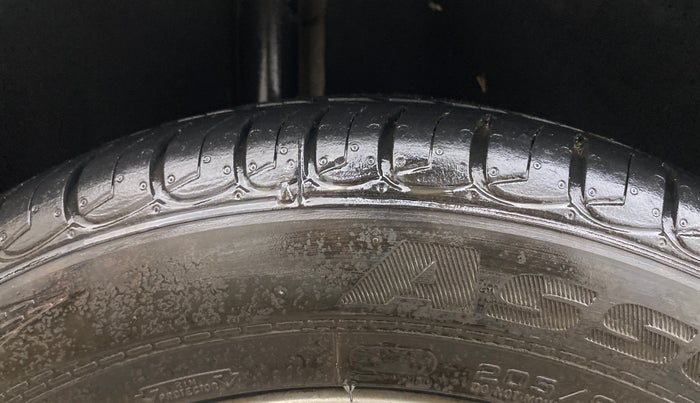 2014 Ford Ecosport TITANIUM 1.5L PETROL, Petrol, Manual, 98,936 km, Right Rear Tyre Tread