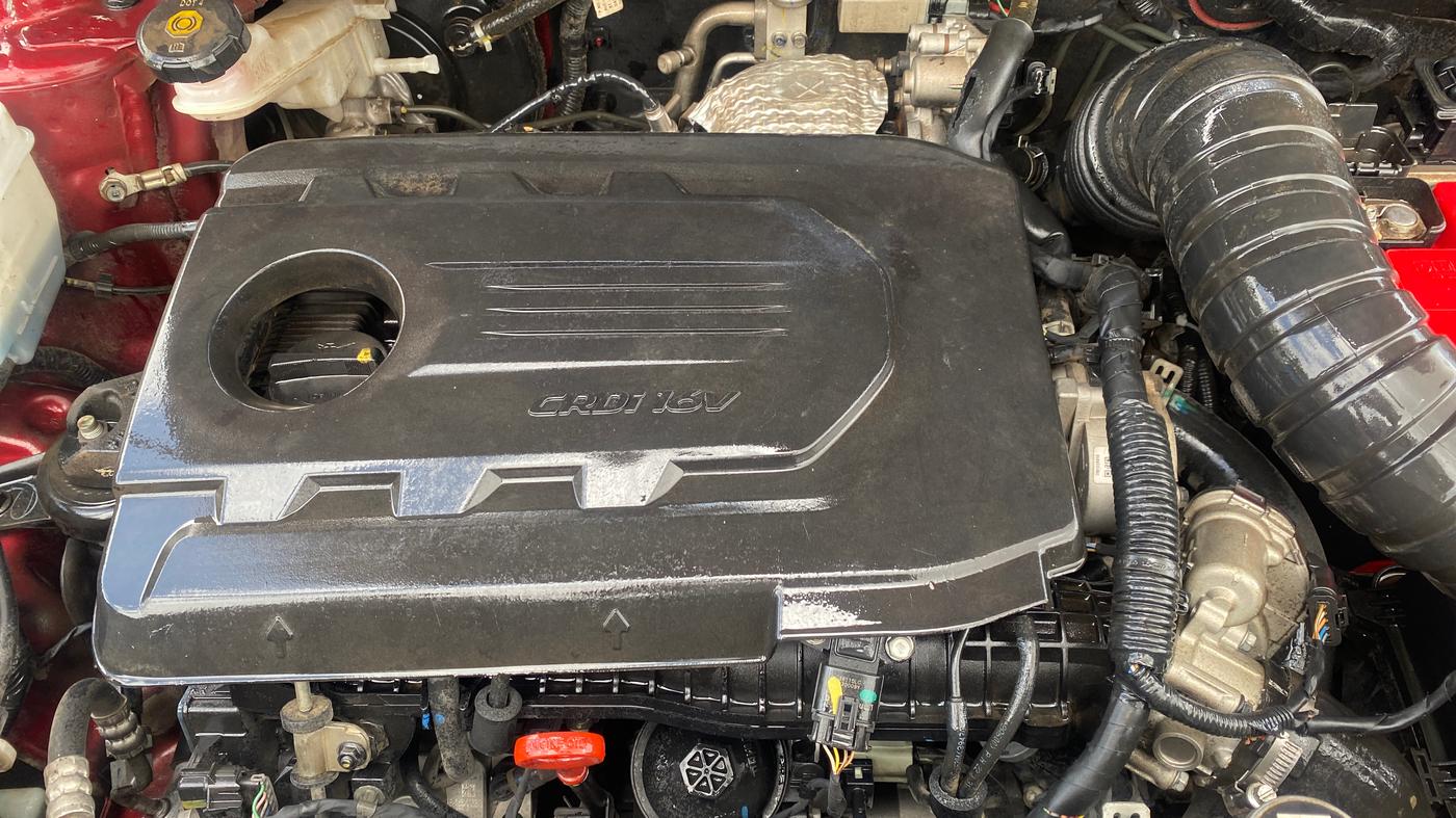 2023 KIA SELTOS  HTX PLUS 1.5 DIESEL IMT DUAL TONE, Diesel, Manual, 78,022 km, Engine View