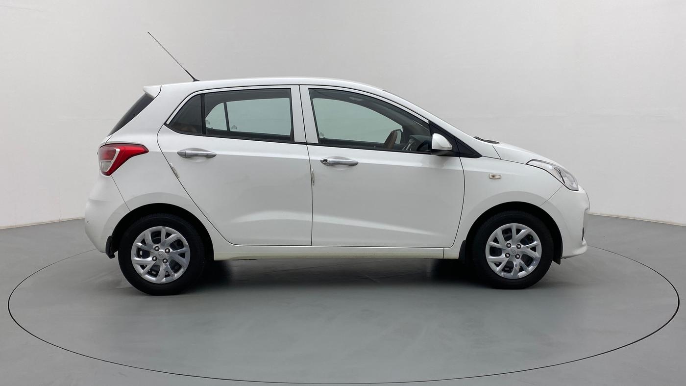 2017 Hyundai Grand i10 Sportz1.2 CRDI, Diesel, Manual, 41,262 km, Right Side View