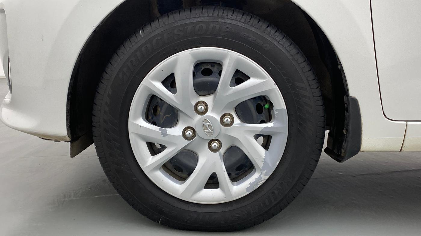 2017 Hyundai Grand i10 Sportz1.2 CRDI, Diesel, Manual, 41,262 km, Left Front Wheel