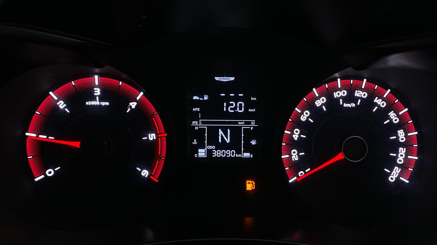 2019 Mahindra XUV300 W6 1.5 DIESEL, Diesel, Manual, 38,086 km, Odometer Image