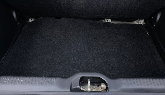 2020 Maruti Swift LXI D, Petrol, Manual, 12,463 km, Boot Inside