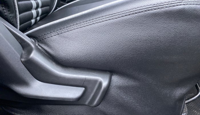 2020 Maruti Swift LXI D, Petrol, Manual, 12,463 km, Driver Side Adjustment Panel
