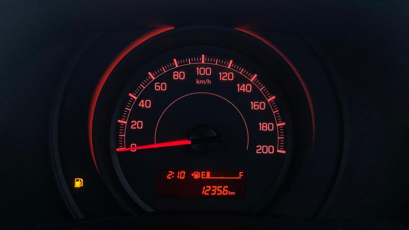 2020 Maruti Swift LXI D, Petrol, Manual, 12,463 km, Odometer Image