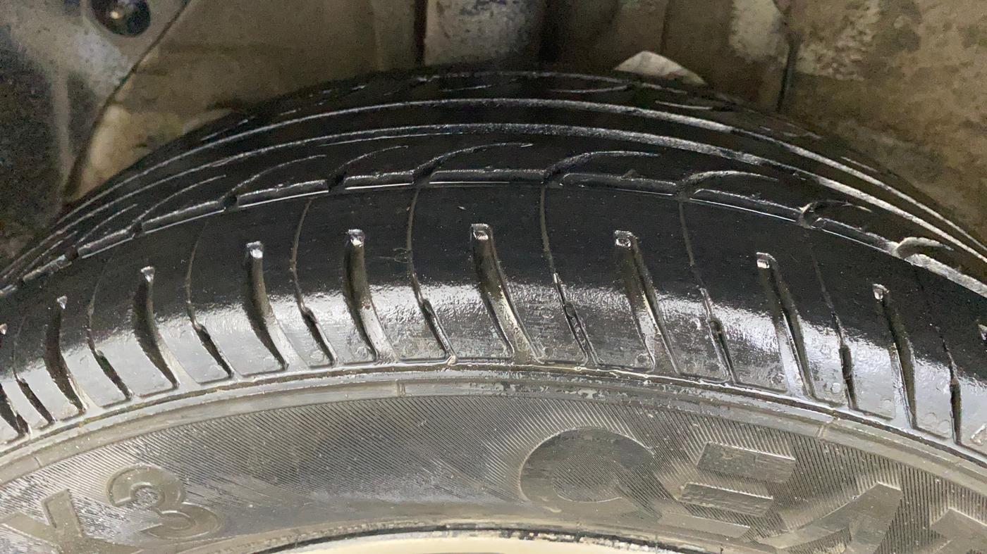 2018 Hyundai Elite i20 MAGNA EXECUTIVE 1.2, CNG, Manual, 80,108 km, Right Rear Tyre Tread