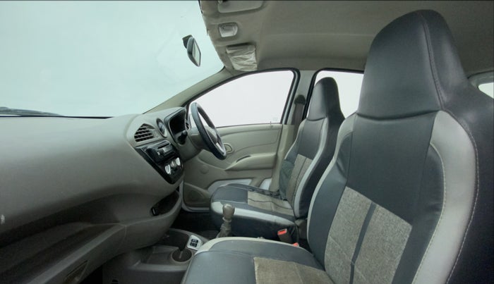 2016 Datsun Redi Go T, Petrol, Manual, 50,749 km, Right Side Front Door Cabin