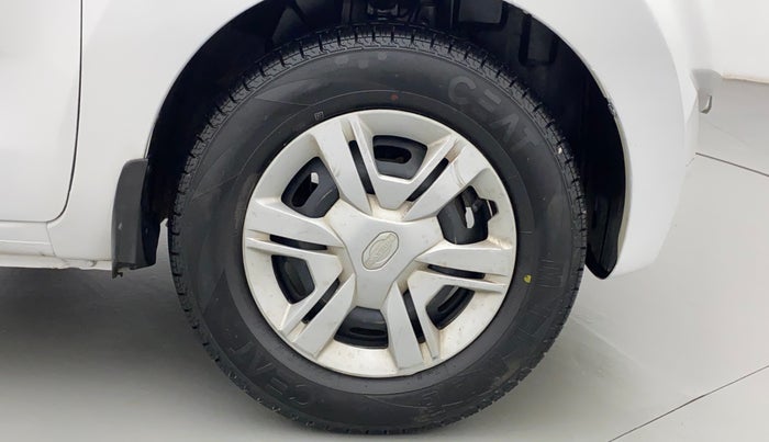 2016 Datsun Redi Go T, Petrol, Manual, 50,749 km, Right Front Wheel