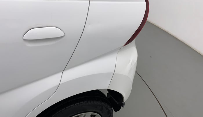 2016 Datsun Redi Go T, Petrol, Manual, 50,749 km, Left quarter panel - Slightly dented