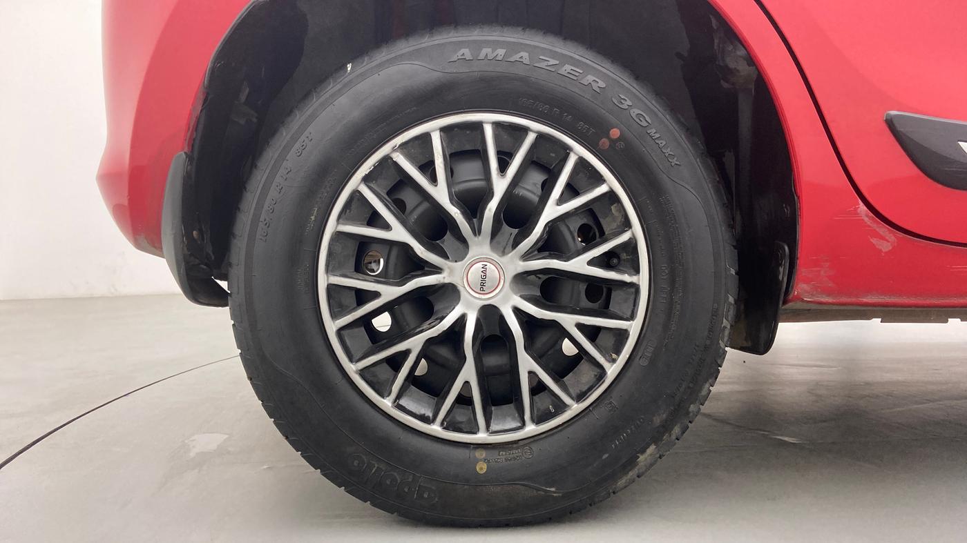 2018 Maruti Swift VXI AMT, Petrol, Automatic, 33,616 km, Right Rear Wheel