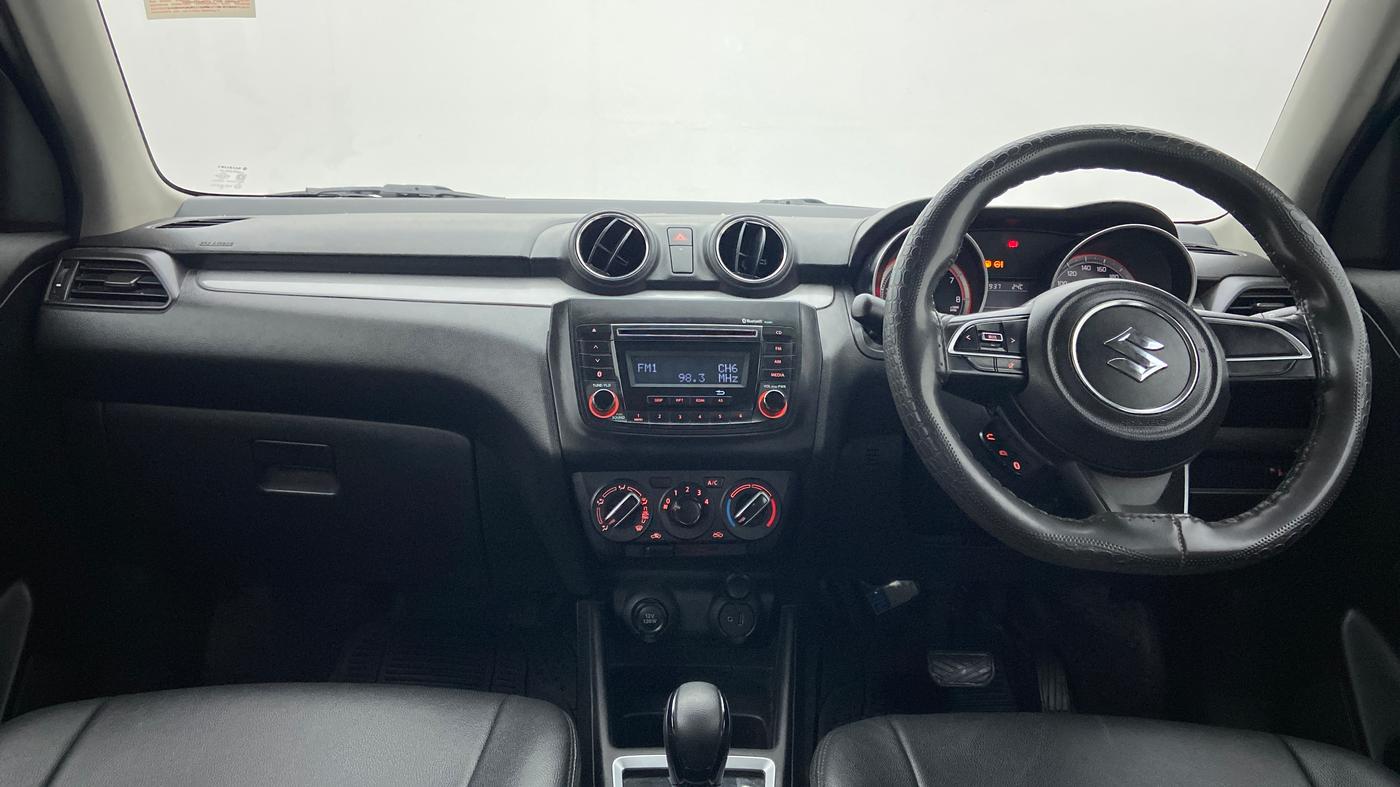 2018 Maruti Swift VXI AMT, Petrol, Automatic, 33,616 km, Dashboard