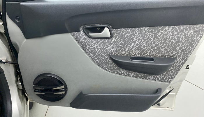 2018 Maruti Alto 800 LXI, Petrol, Manual, 39,576 km, Driver Side Door Panels Control